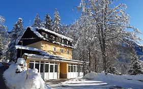 Youth Hostel Barovc